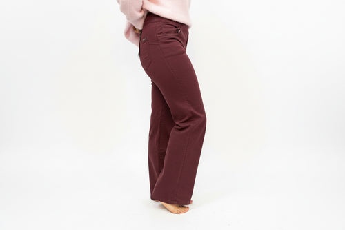 Berry Jeans