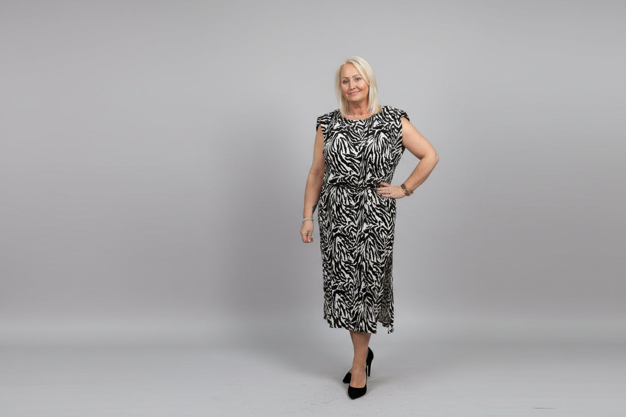 Black and White Zebra Print Pleated Maxi Dress