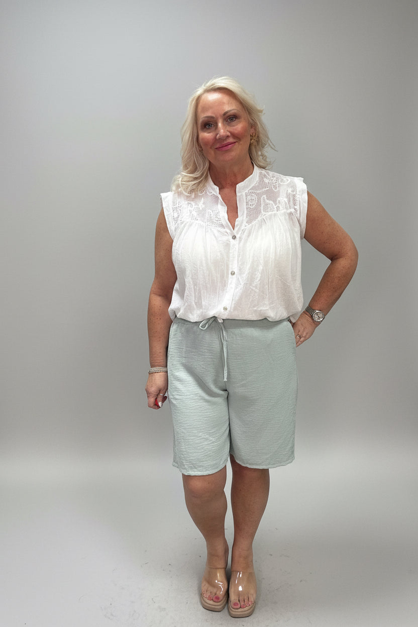 LIPSY Lightweight Elasticated Waist Shorts