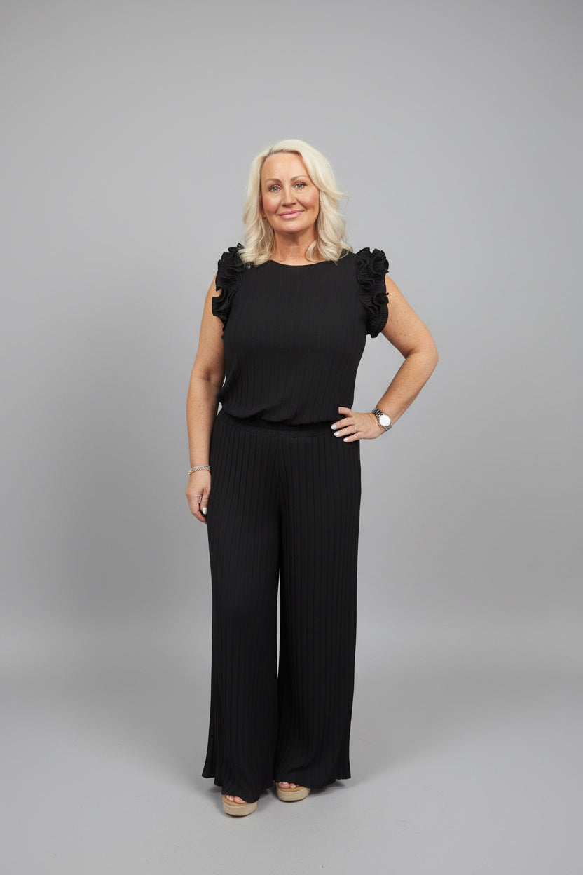 PIPA Ruffle Shoulder Pleated Co-Ord