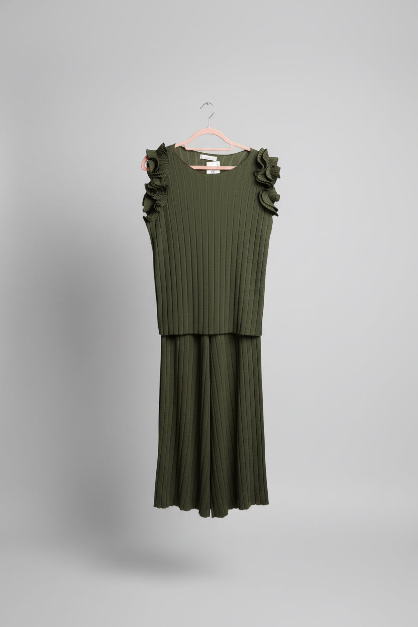 PIPA Ruffle Shoulder Pleated Co-Ord